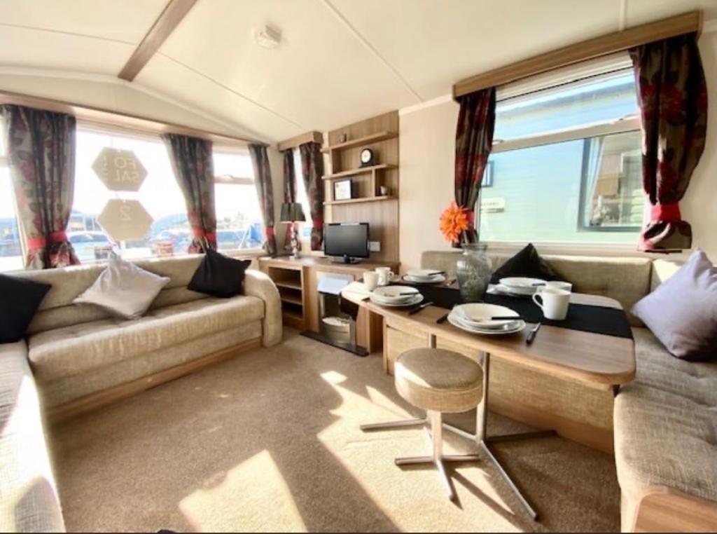 Hotel Swift Loire  à Jaywick Sands Extérieur photo